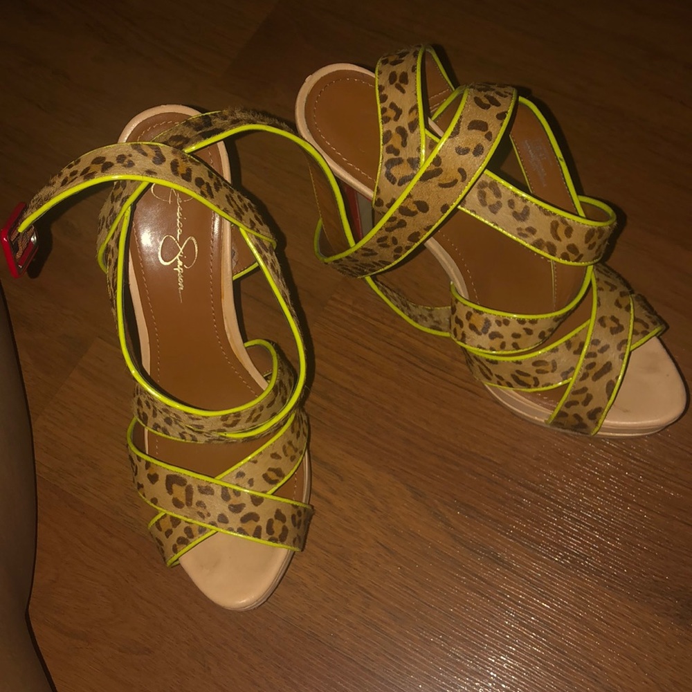 Leopard heels